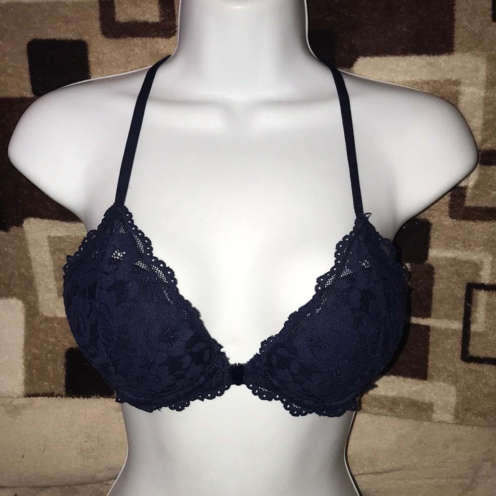Pink Victoria’s Secret dark blue lace padded push up bra front closure 34B 💕